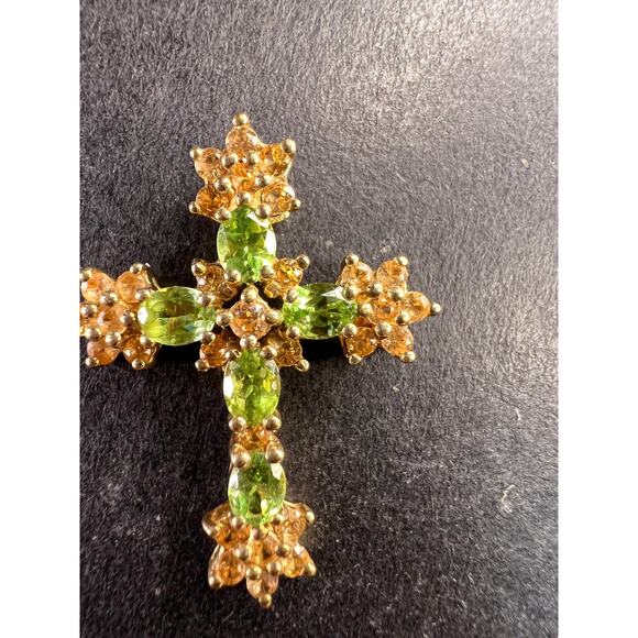 Vintage 10K Yellow Gold Tsavorite and Golden Beryl Cross Pendant – Samuel Aaron - Picture 3 of 10